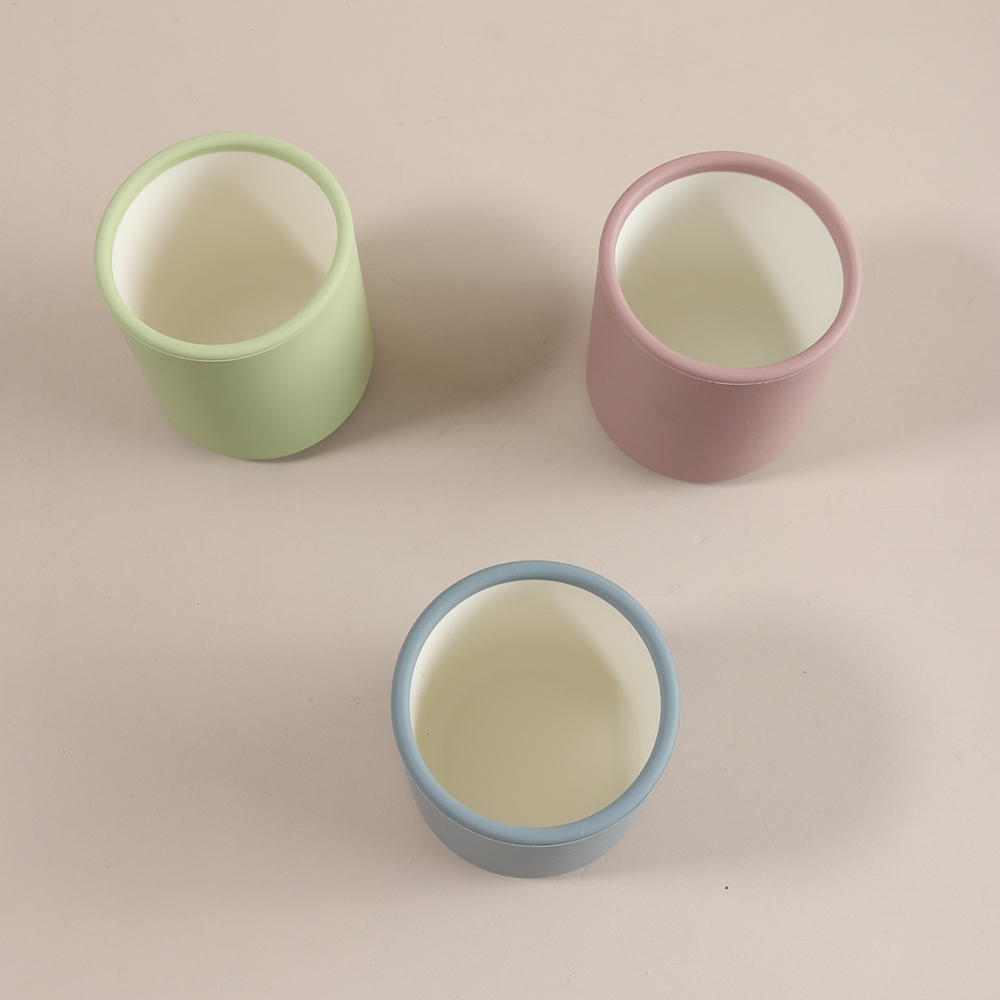 Gobelet d'apprentissage en sil - Baby Food Utensils avis et prix